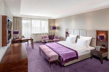 Фото номера Улучшенный люкс Отель Hotel Warszawianka г. Яхранка 3
